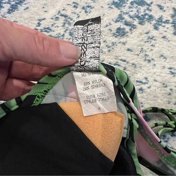 Endless Sun Jungle Print Pink Flower Bikini Medium adjustable straps - Picture 5 of 7